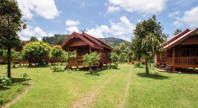 OYO 1143 Phet Luran Thai Resort Kohchang Koh Chang Bagian luar foto