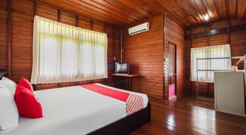 OYO 1143 Phet Luran Thai Resort Kohchang Koh Chang Bagian luar foto